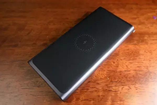 无线充电宝双向快充,大容量充电宝无线快充