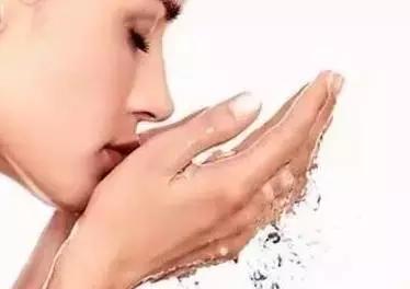 快速消除痘的小妙招,春季祛痘痘注意事项