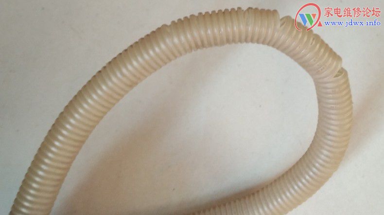 挂机背后漏水是通病么,挂机漏水处理方法图解