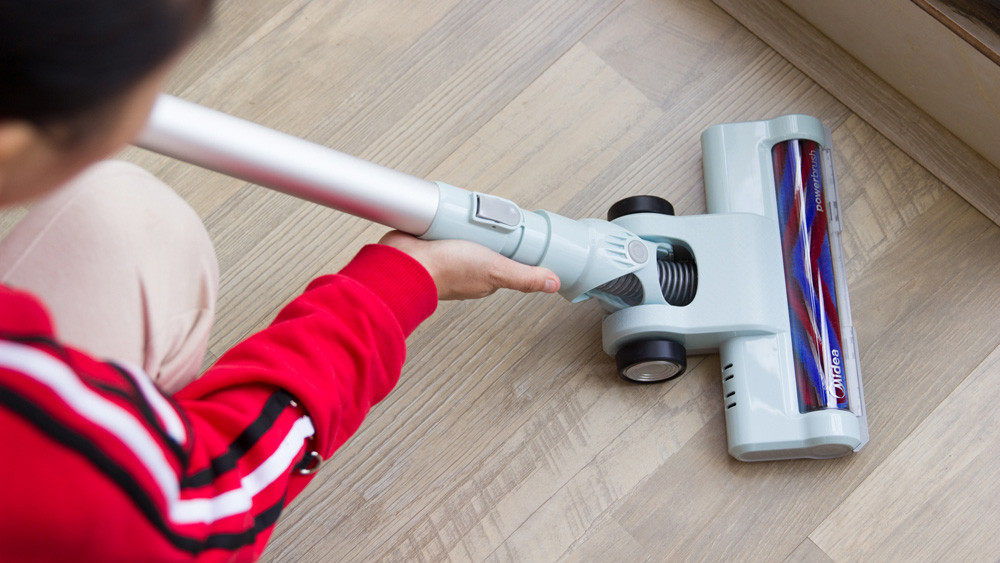 无线吸尘器评测哪款好,美的吸尘器和亿力吸尘器哪个好