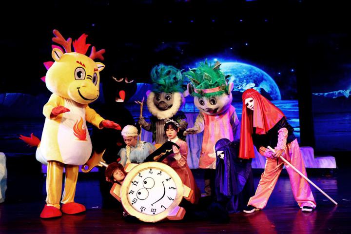 成都欢乐谷儿童能玩的项目,成都儿童游乐场室内欢乐谷