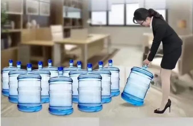 桶装水与净水器安全对比,桶装水和净水器哪个好知乎