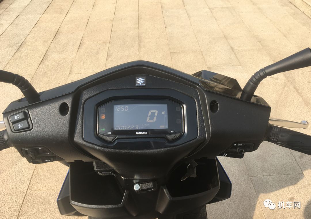 小踏板铃木uy125跑了15万,铃木踏板uy125可以零首付