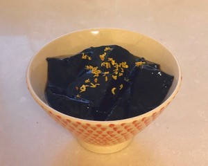 真正的龟苓膏有没有龟壳,龟苓膏里真的有龟吗