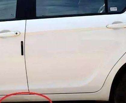 汽车下面凸起小铁板有什么用,汽车车门创新亮点