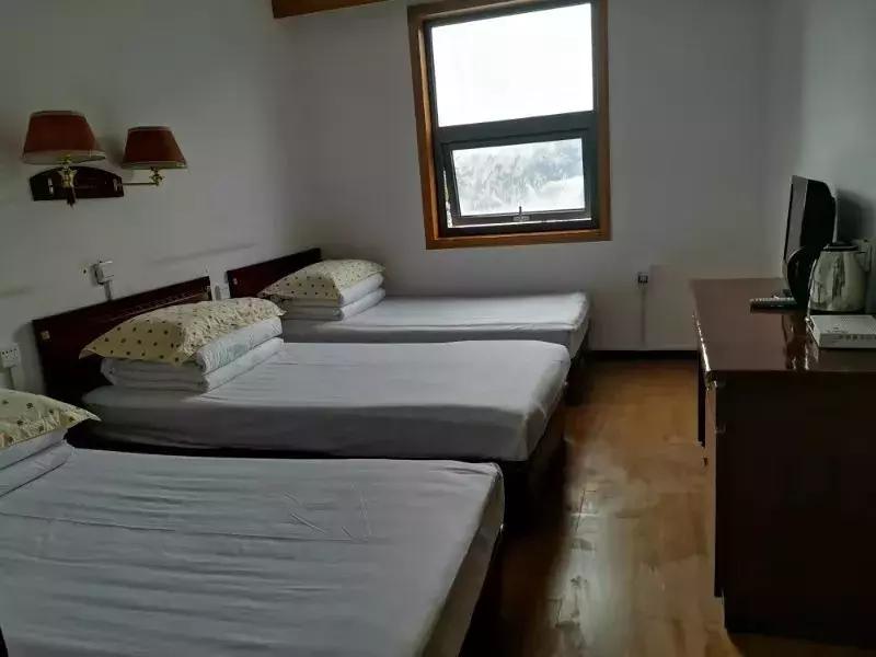 华山山中住宿,华山山上住宿攻略及费用