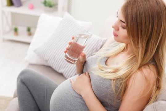 夫妻间最容易生出什么宝宝,夫妻间的爱是生宝宝的最好条件吗