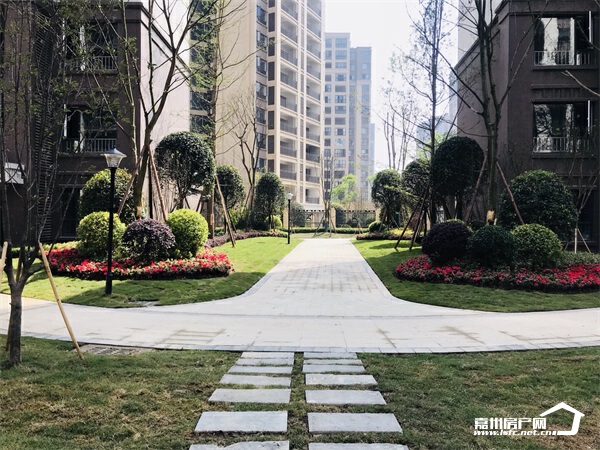 国风洋房探盘,实地探访其徽派别墅造型考究