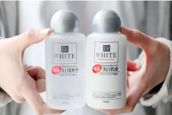 大创美白精华和雪肌精哪个好,大创美白精华