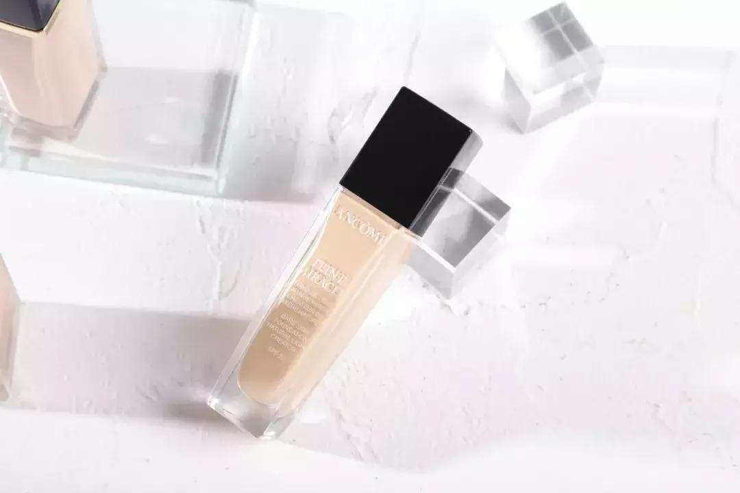 推荐8款适合干皮的粉底液,迪奥最贵粉底液