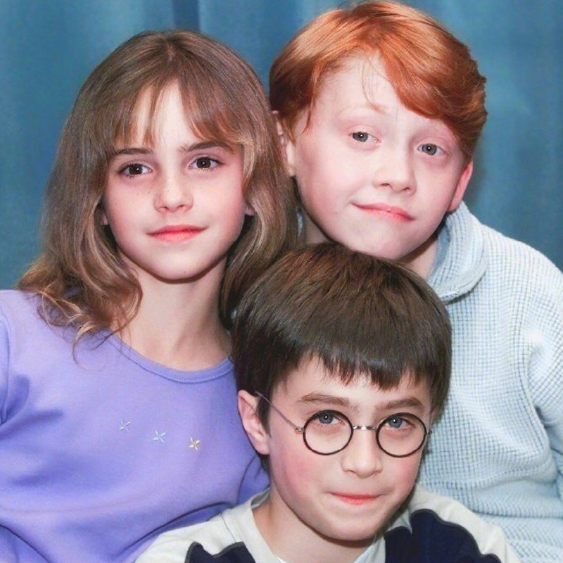 哈利波特三个主角的现状,哈利波特的男主现在怎么样了