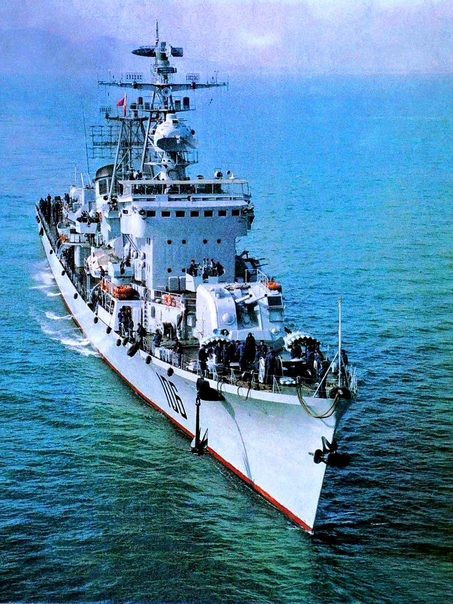 大口径舰炮发展历程,新中国海军大口径舰炮