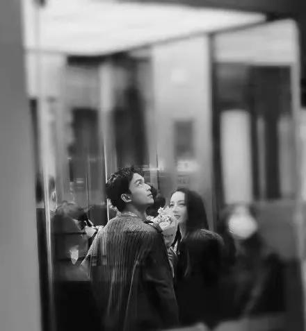 “放肆藤你”之后是“皓嫣”,今年春天整个“中磕院”都是甜的