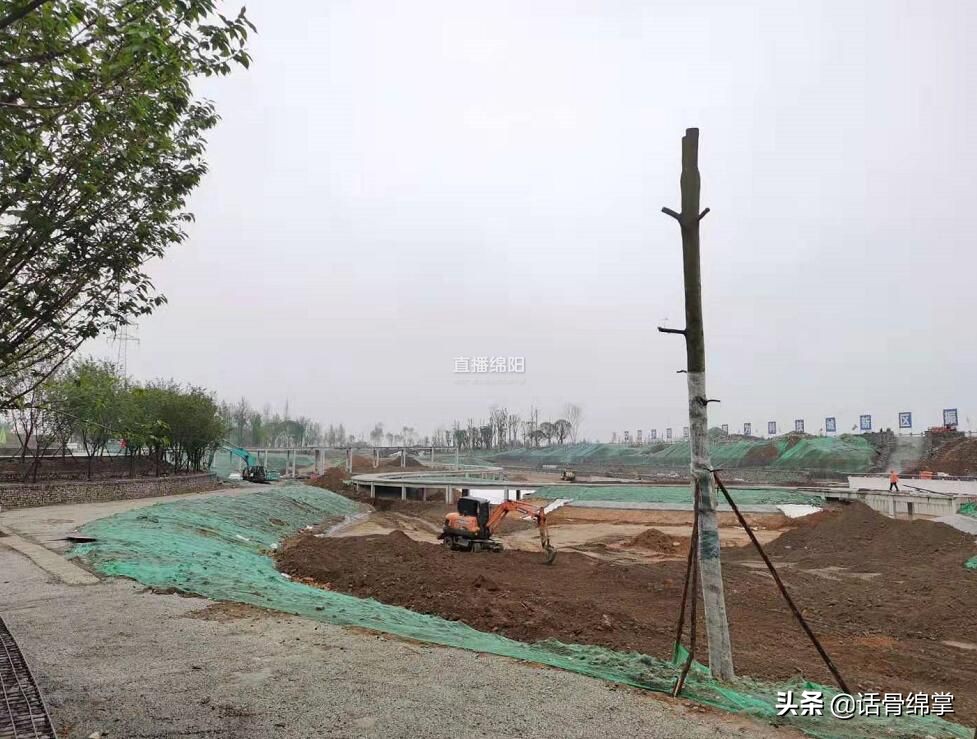 姘翠笂鍏洯婕,姘翠笂璧忚姳鏍堥亾婕鑽峰洯