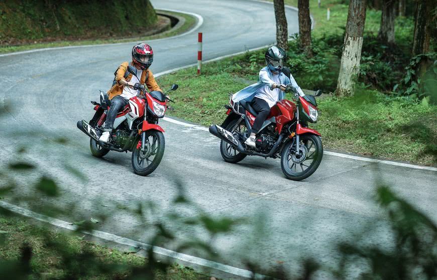 全新国四版街车，149cc单缸风冷，极速99，15升油箱，或不足1万元