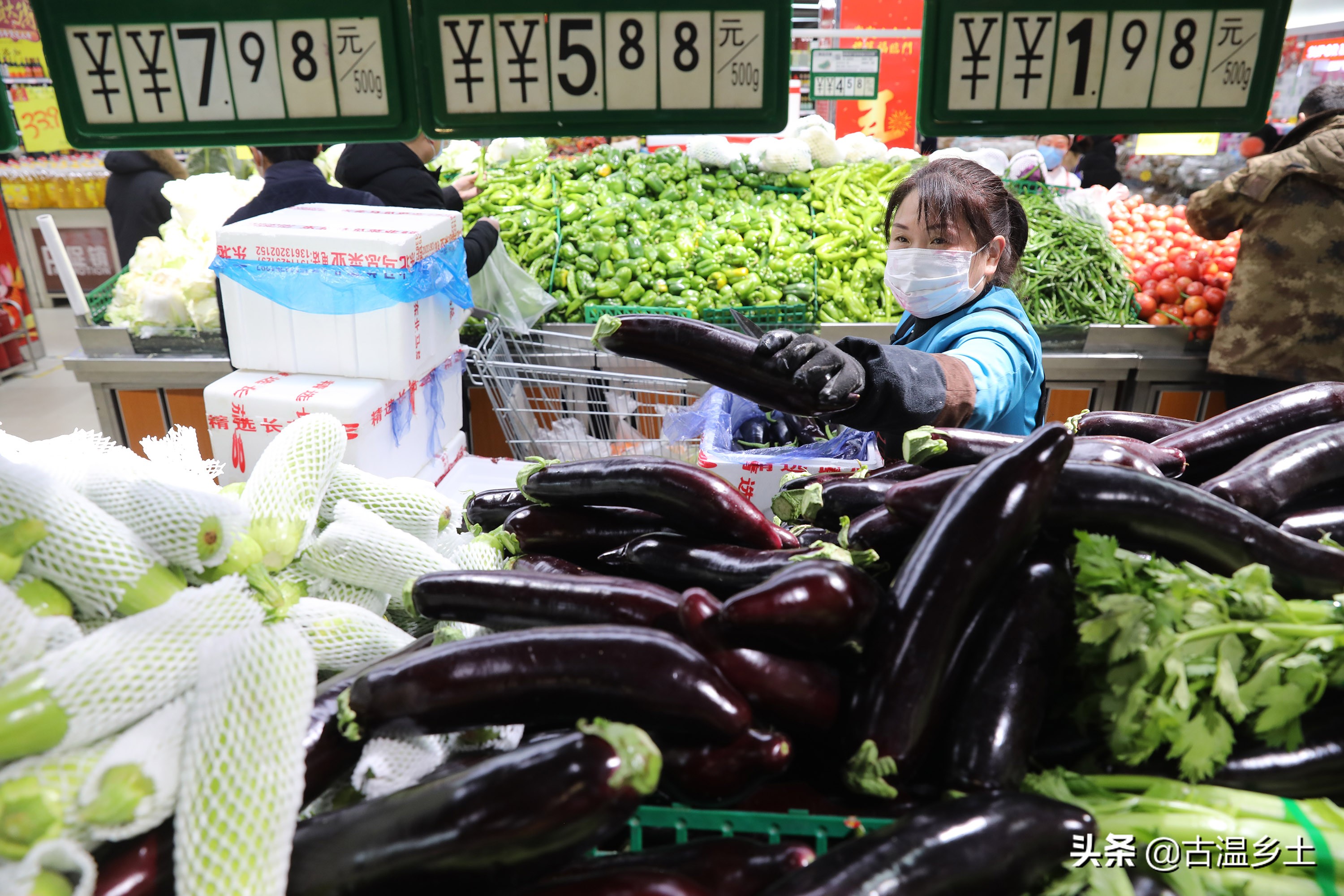 战疫中的暖心守护,暖心战疫致敬一线