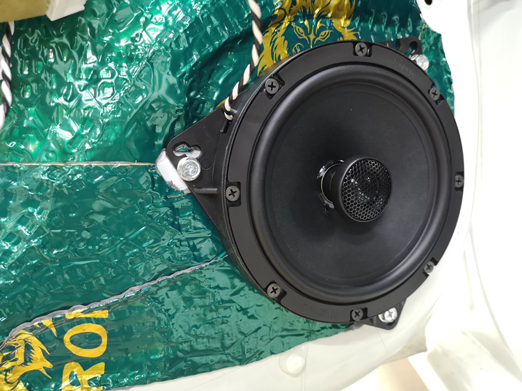 骐达汽车音响升级牧童，让声音定位更为精准，层次更加清晰