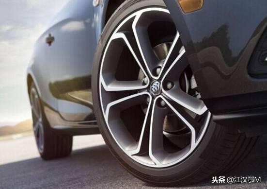 更换了一个轮胎需要做四轮定位吗,轮胎更换需要动平衡还是四轮定位