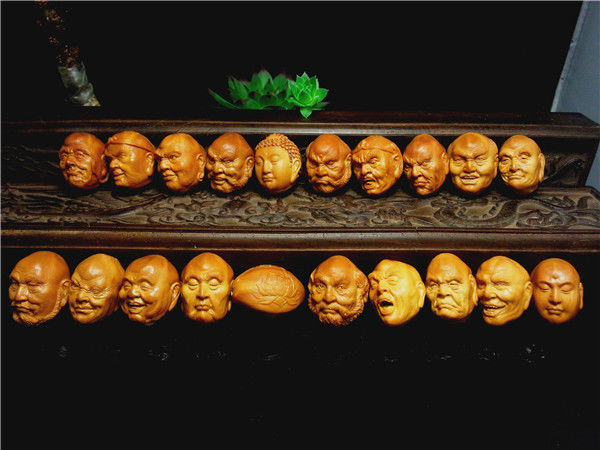 师父领进门，修行在个人——艺海核雕-黄树立的雕刻人生