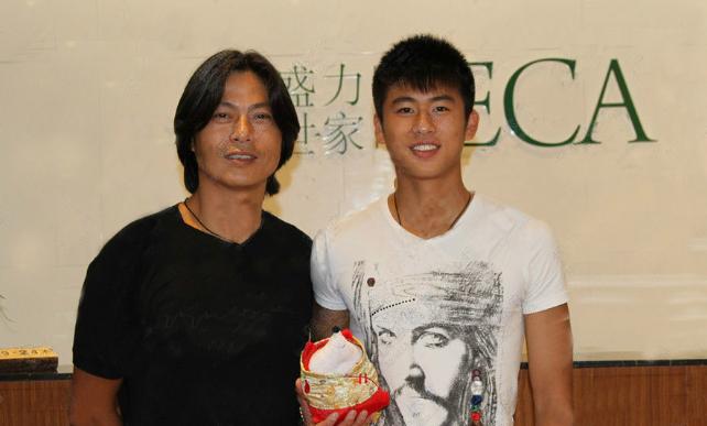 中国足球人物志武磊,中国足球青训人物志