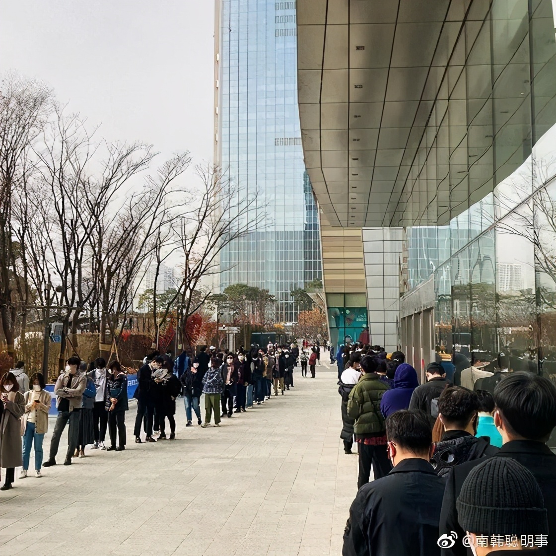 优衣库日本被疯抢,优衣库被哄抢完整版