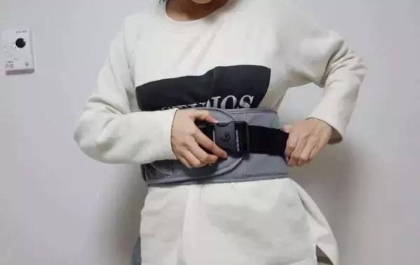 婴儿背带腰凳好还是不带腰凳好,腰凳和背带哪个对宝宝比较舒适