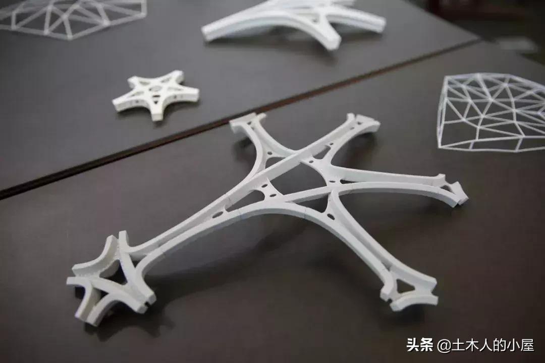 钢结构设计很难吗,圆弧形钢结构设计