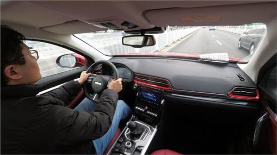 从哈弗M2到哈弗F5看十年间对的年轻人