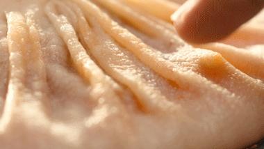 这么大的蟹粉灌汤包你吃过吗,用蟹粉烹制美味可口的蟹粉汤包