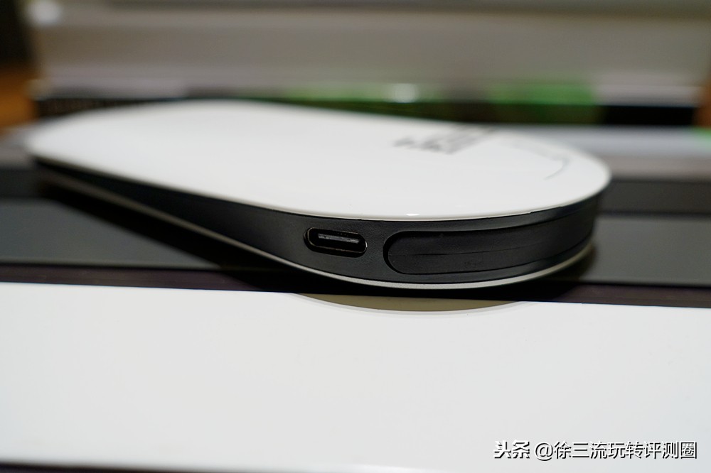 充电宝是直流还是交流,无线充电宝和有线充电宝哪个更好