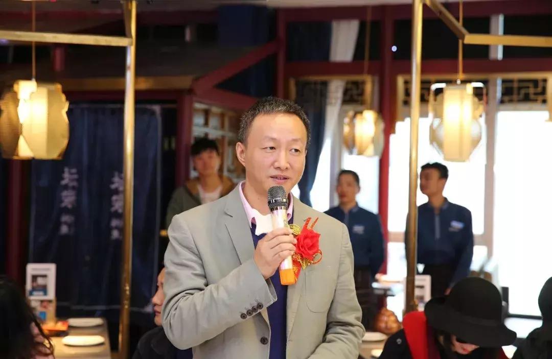 这家店开业人气挤爆长沙悦方，到底是湘菜头牌……