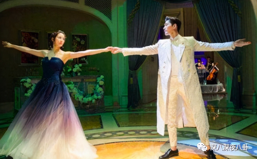 巩俐穿的皮衣,巩俐穿香奈儿