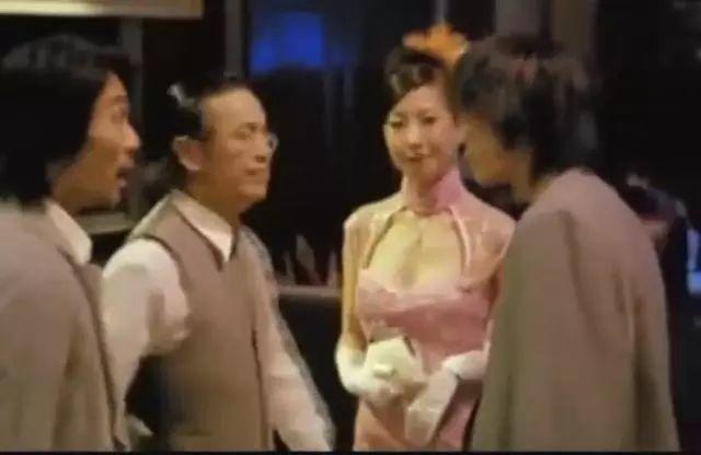 曾被周星驰雪藏，如今开保时捷住上海市中心，38岁范湉湉励志人生