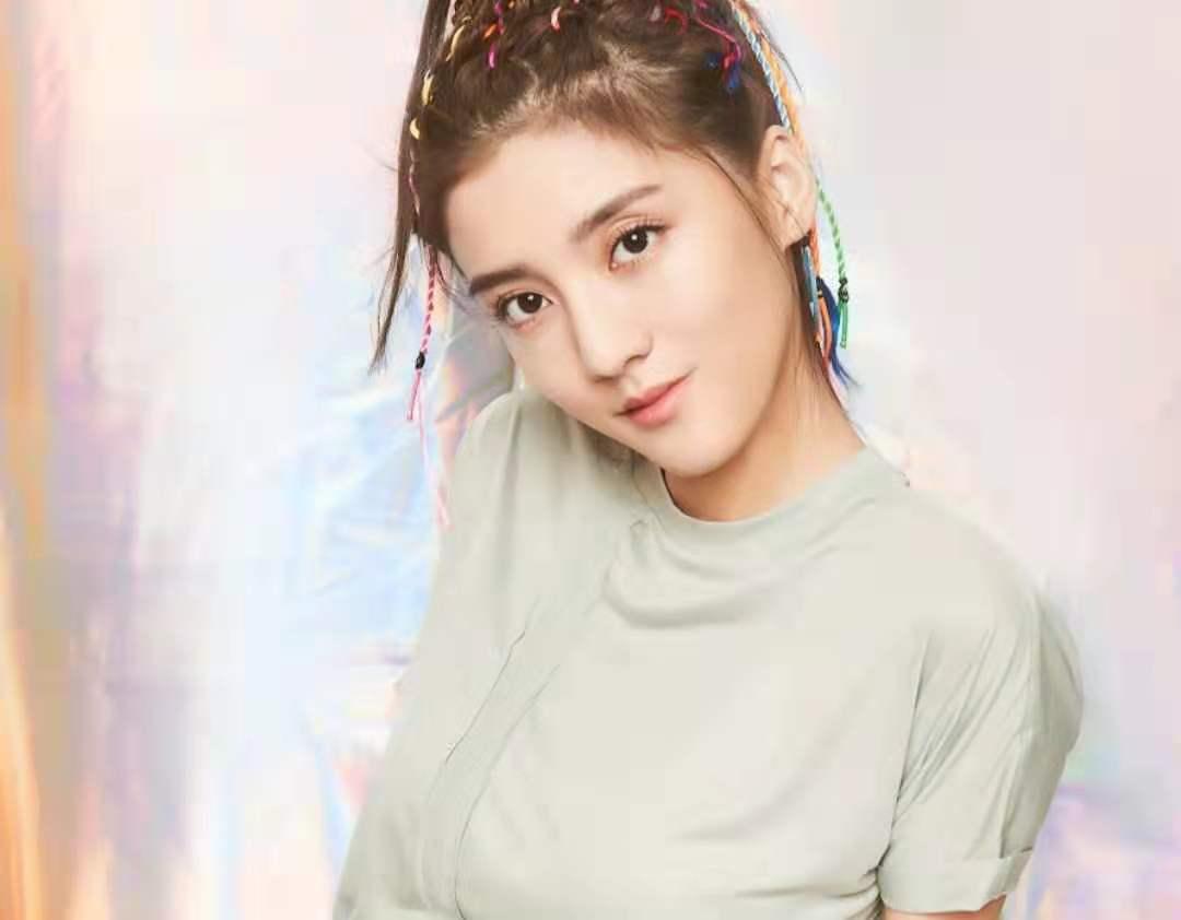 吴千语美照抖音,吴千语潮范儿视频