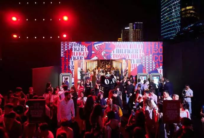 白百何有多霸气,白百何最新拍照姿势