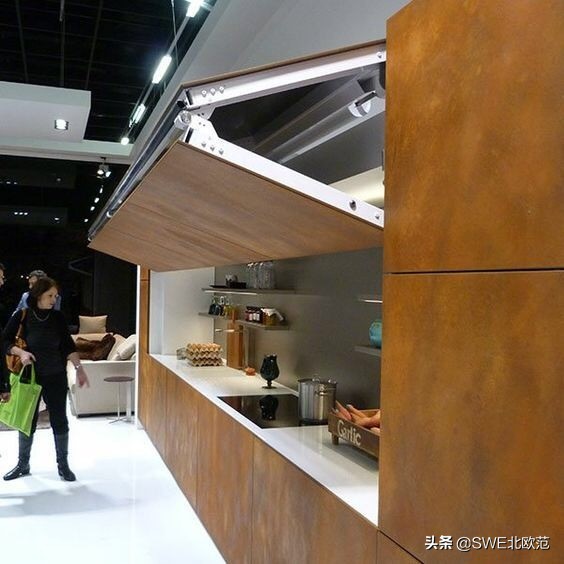 碾压全小区的厨房电器收纳鬼才！年轻人，来见识一下