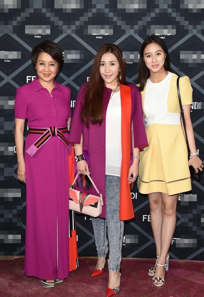 奚梦瑶和何超欣图,奚梦瑶和何超欣对比照