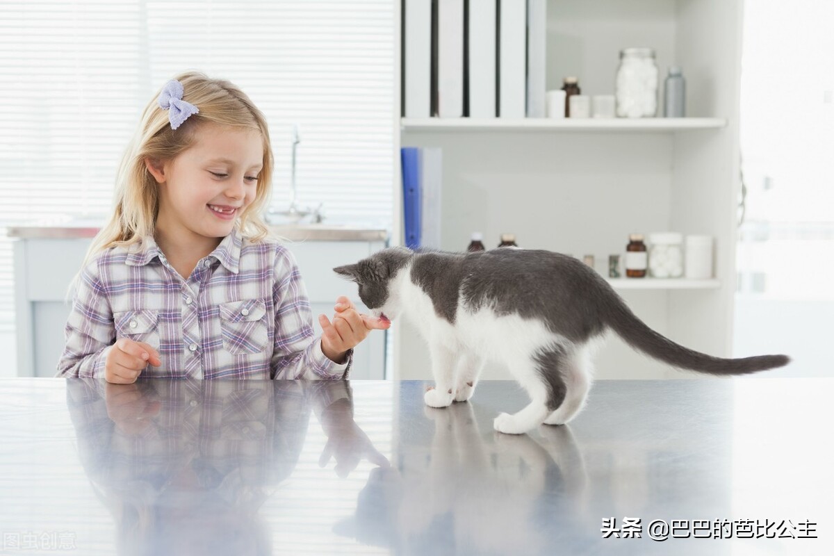 打不哭的小孩怎么教育,儿童不合群很容易发脾气怎么办