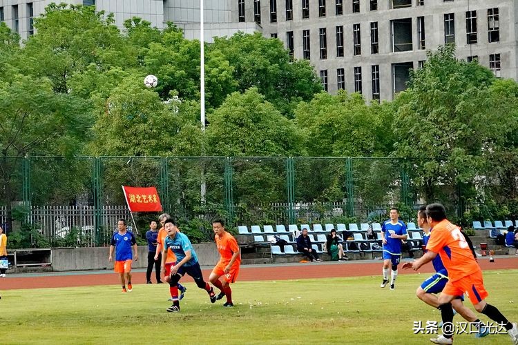 武汉足球运动员蔡晟,武汉足球名宿蔡晟