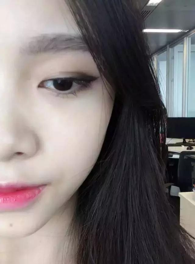 吴宣仪笑眼弯弯,吴宣仪笑眼wink