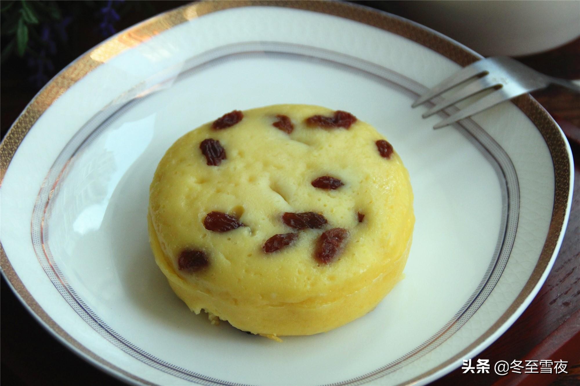 何炅教做酸奶蛋糕用什么面粉,何炅示范的酸甜小蛋糕教程