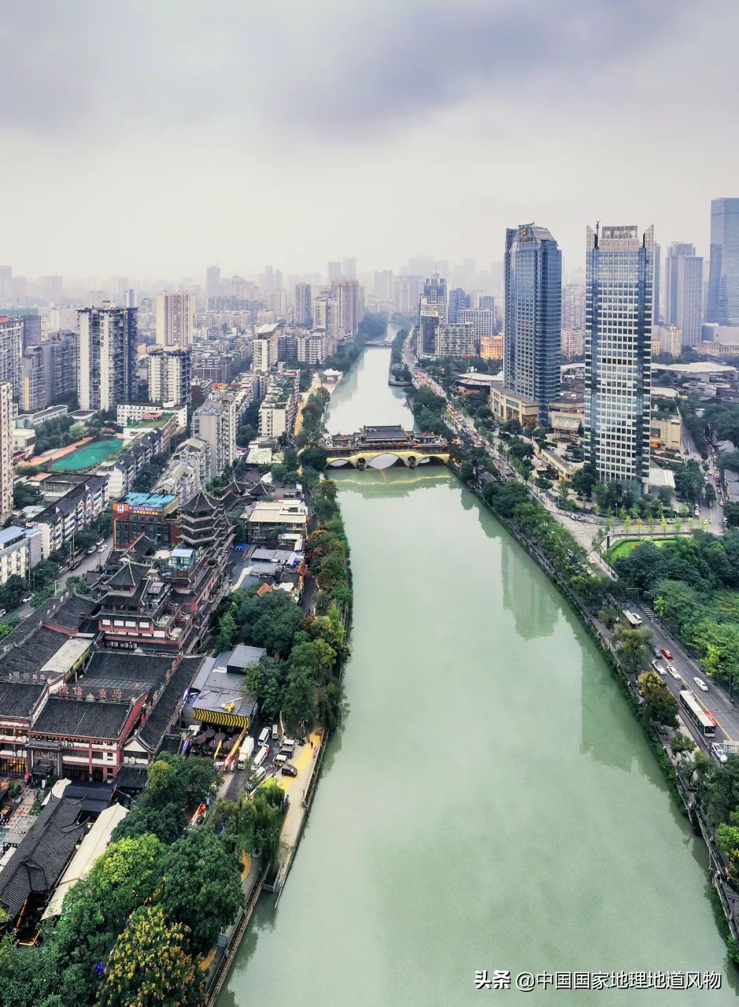 成都是一个安逸的地方吗,成都是个挺安逸的城市