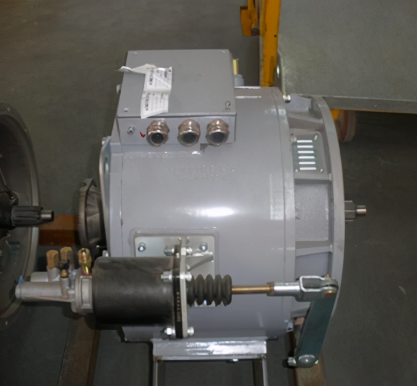 “守初心庆百年”百行百业（名）技能大师献礼——整车调试工技能大师杨卫锋