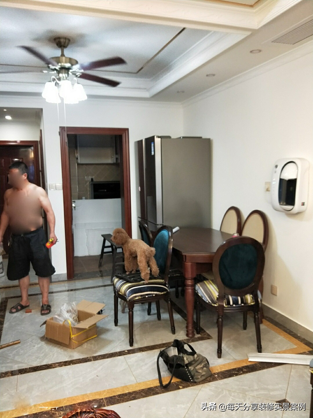 装修了一套房子,装修完一共花了25万