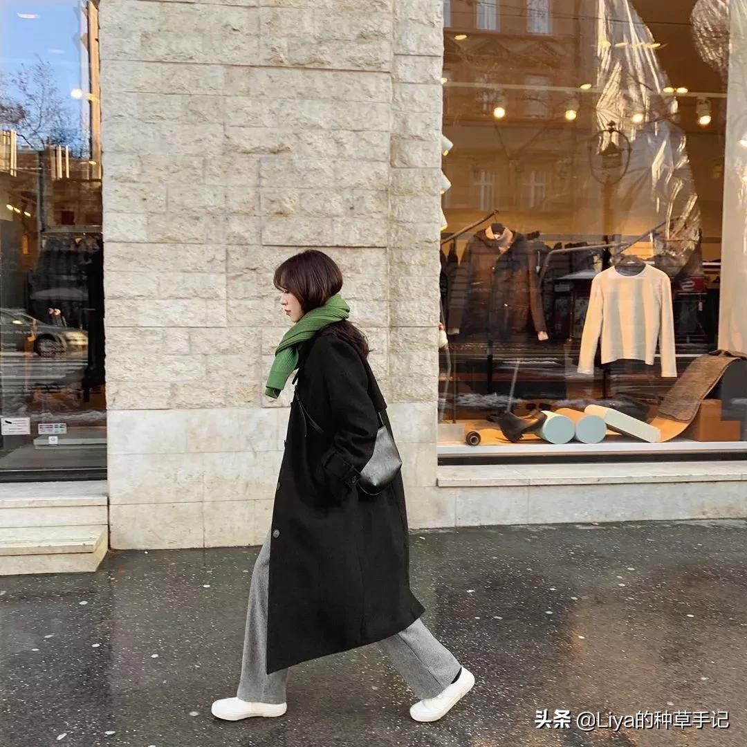 别再穿高跟鞋了，大衣+4双鞋，正火