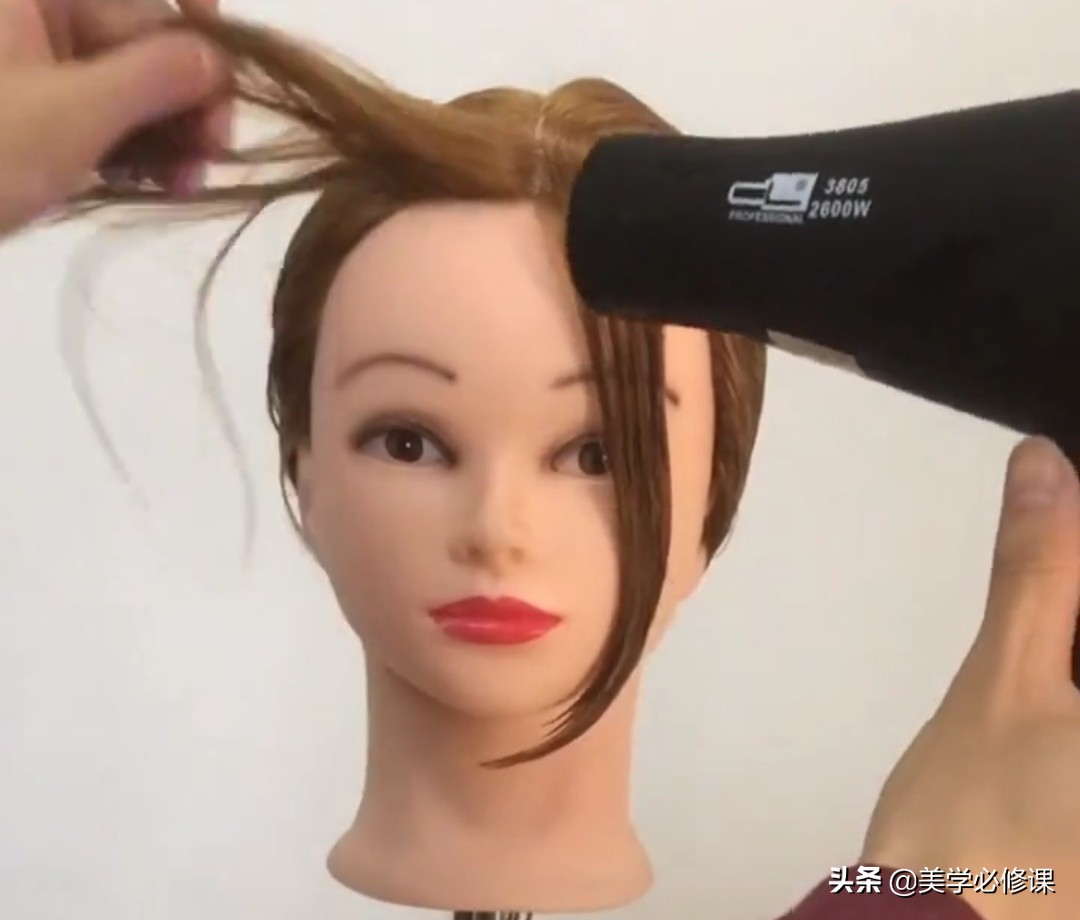 中长八字刘海发型适合什么脸型,教修剪刘海修饰脸型视频