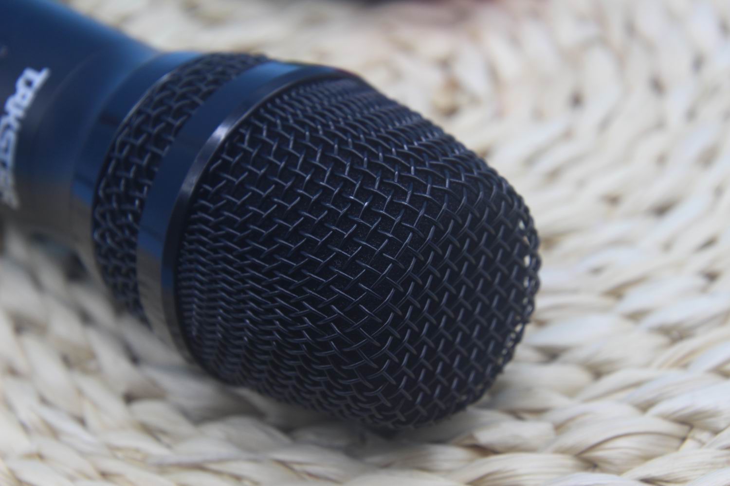 得胜tsk201无线麦克风唱歌费劲吗,得胜ts-k201无线麦克风怎么对频