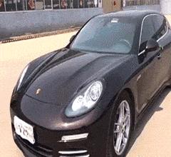 搞笑gif段子妹子有点太淘气了,搞笑gif妹子你又调皮了