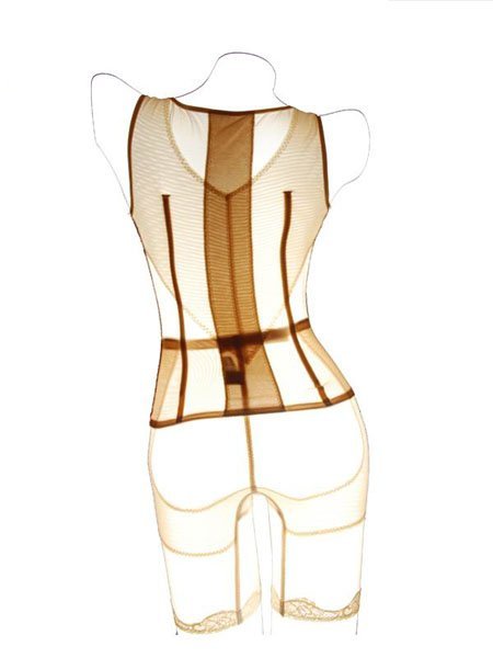 塑身衣就是让你脂肪归位紧致塑形,塑身衣能减肥不可忽视的五大伤害