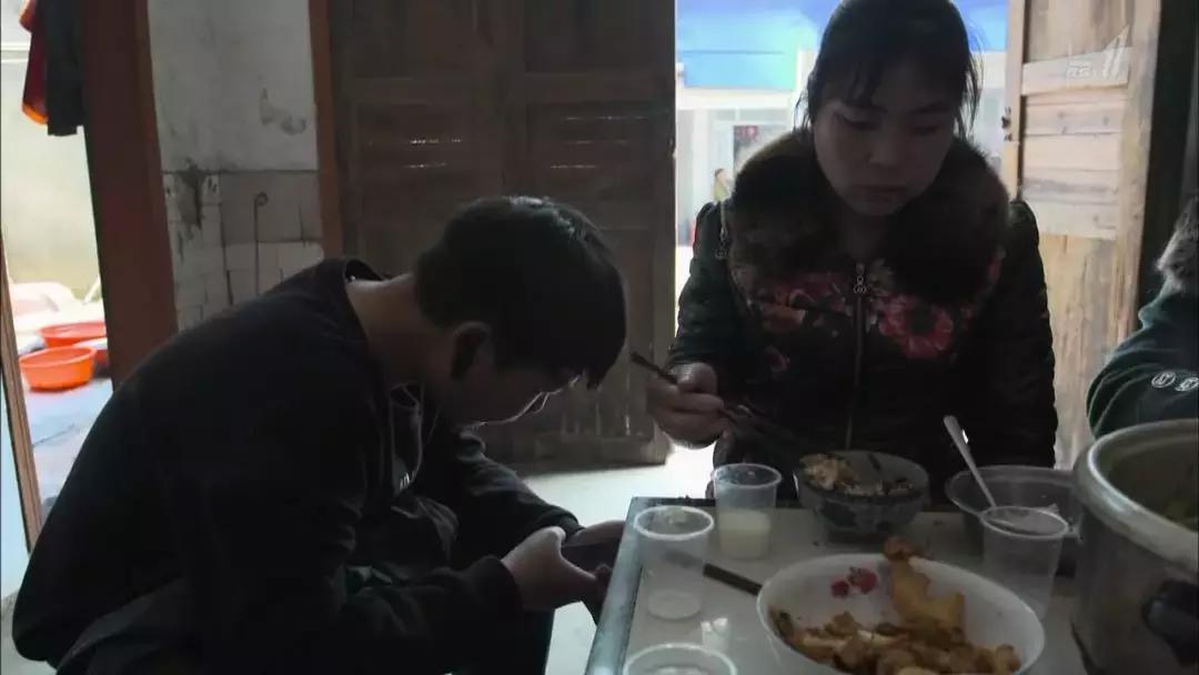 从留守儿童到三和大神，中国穷人为什么会陷入穷循环？